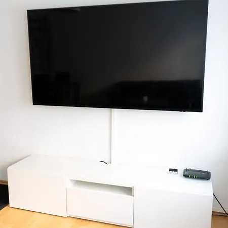 - Good & Calm Location - Contactless Check-in Hannover